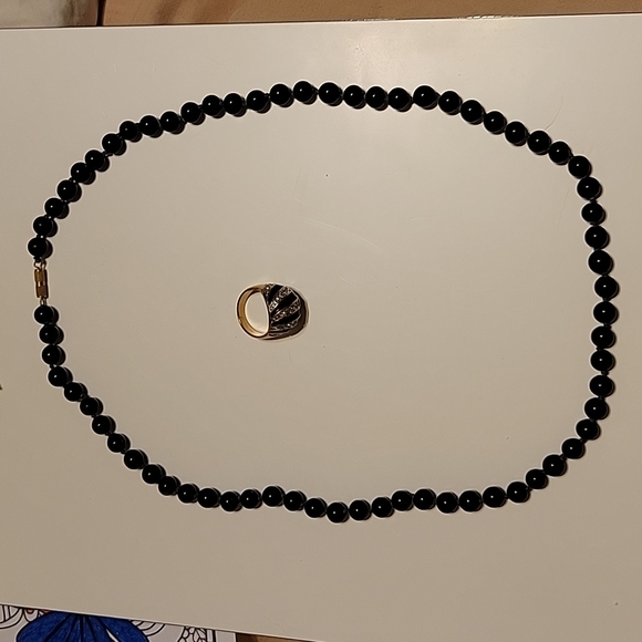 SET Onyx Necklace/Enamel Ring - Picture 4 of 7